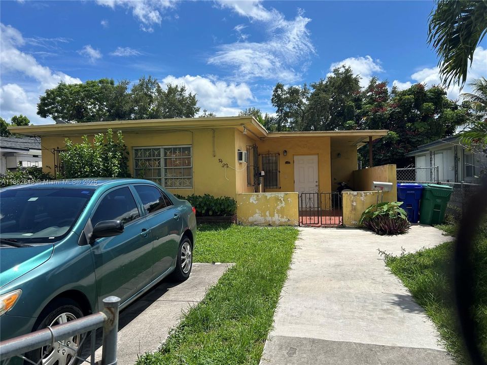 Vendido Recientemente: $800,000 (0 camas, 0 baños, 0 Pies cuadrados)