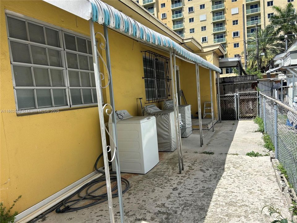 Vendido Recientemente: $800,000 (0 camas, 0 baños, 0 Pies cuadrados)