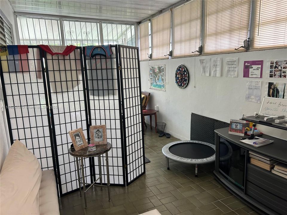 Vendido Recientemente: $800,000 (0 camas, 0 baños, 0 Pies cuadrados)