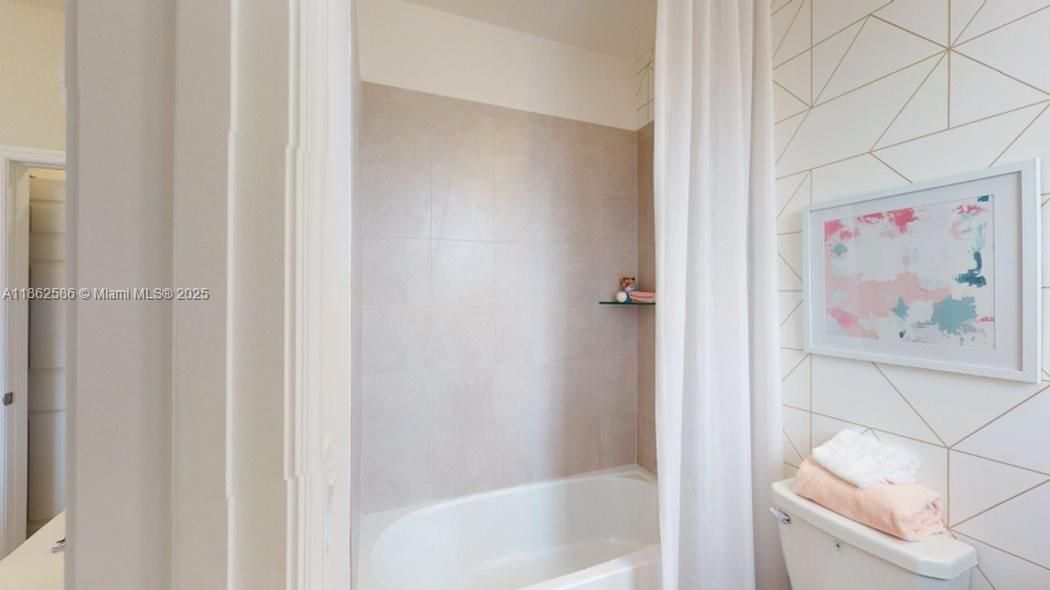 Недавно арендовано: $2,550 (3 спален, 3 ванн, 1328 Квадратных фут)