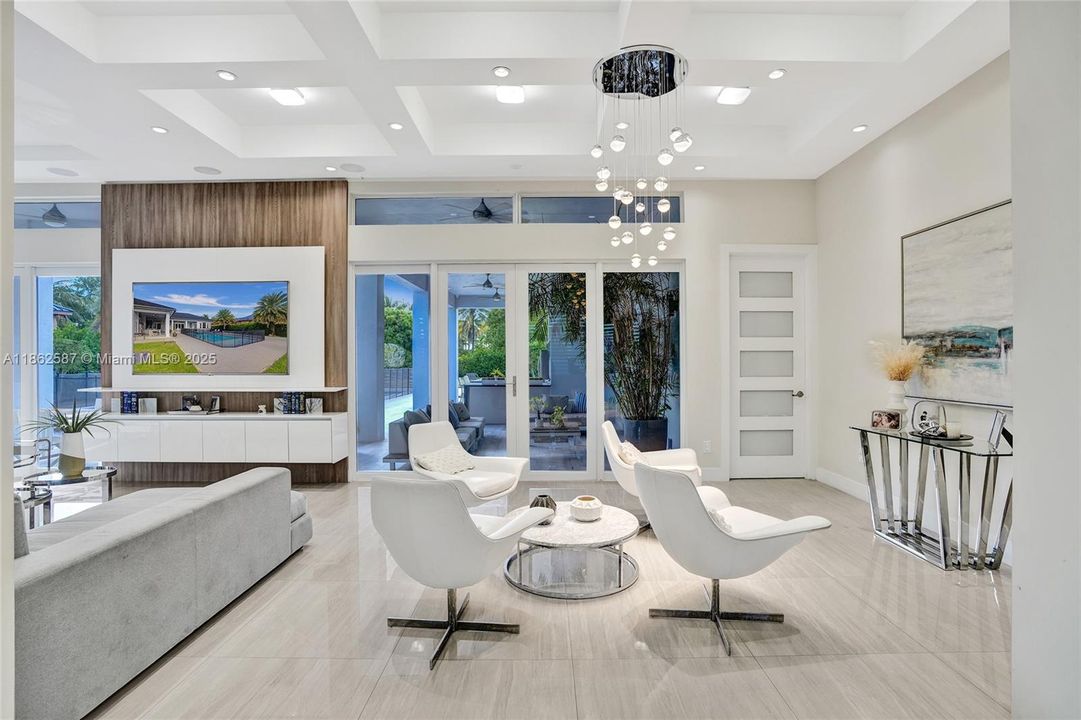 На продажу: $4,350,000 (6 спален, 4 ванн, 4777 Квадратных фут)