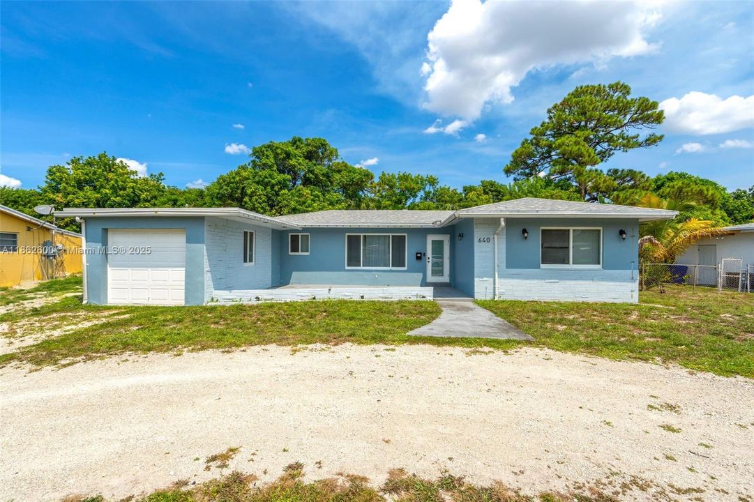 Activo con contrato: $400,000 (3 camas, 2 baños, 1144 Pies cuadrados)