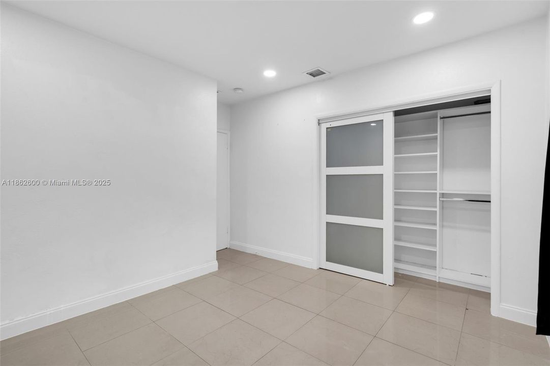 Activo con contrato: $400,000 (3 camas, 2 baños, 1144 Pies cuadrados)