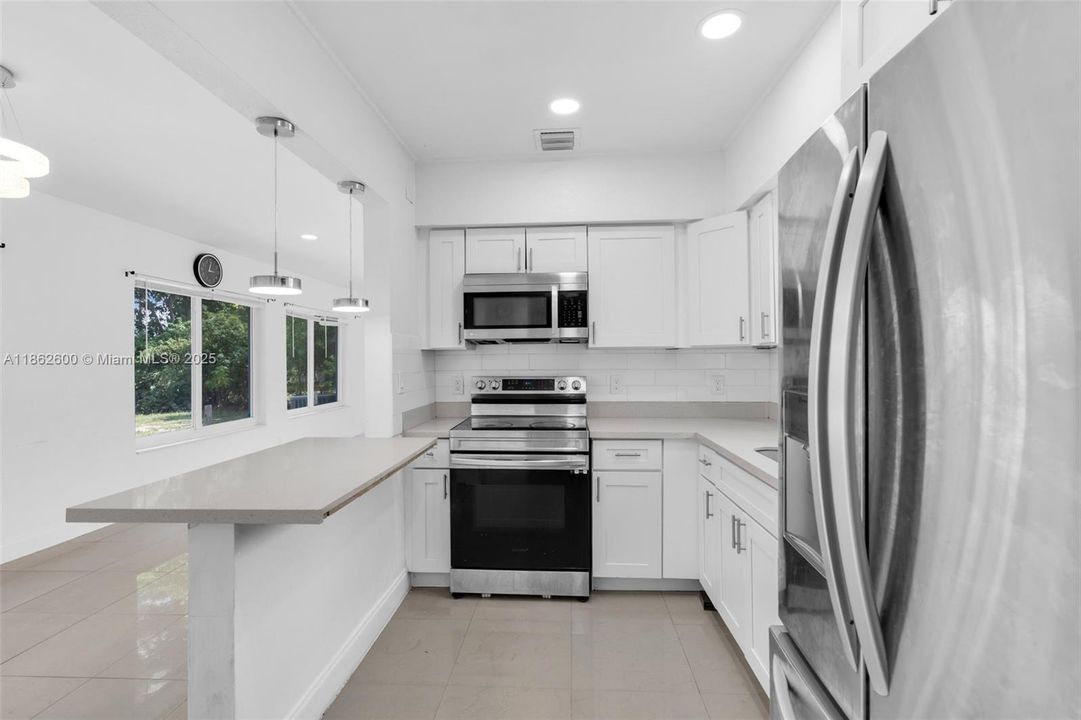 Activo con contrato: $400,000 (3 camas, 2 baños, 1144 Pies cuadrados)