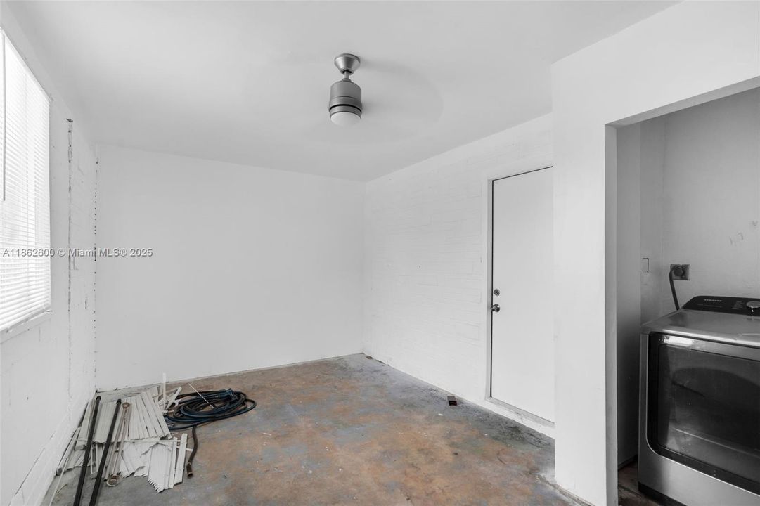 Activo con contrato: $400,000 (3 camas, 2 baños, 1144 Pies cuadrados)