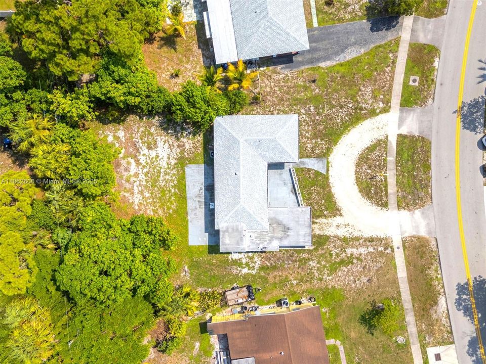 Activo con contrato: $400,000 (3 camas, 2 baños, 1144 Pies cuadrados)