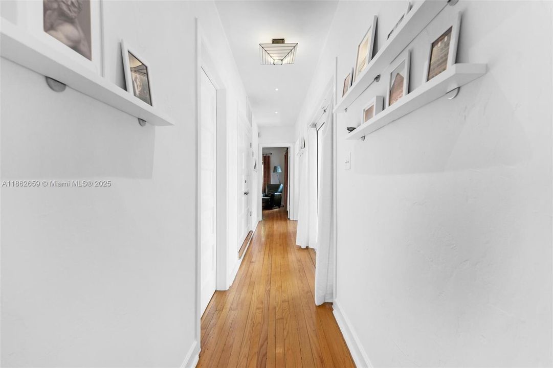 For Sale: $3,650,000 (4 beds, 4 baths, 3281 Square Feet)