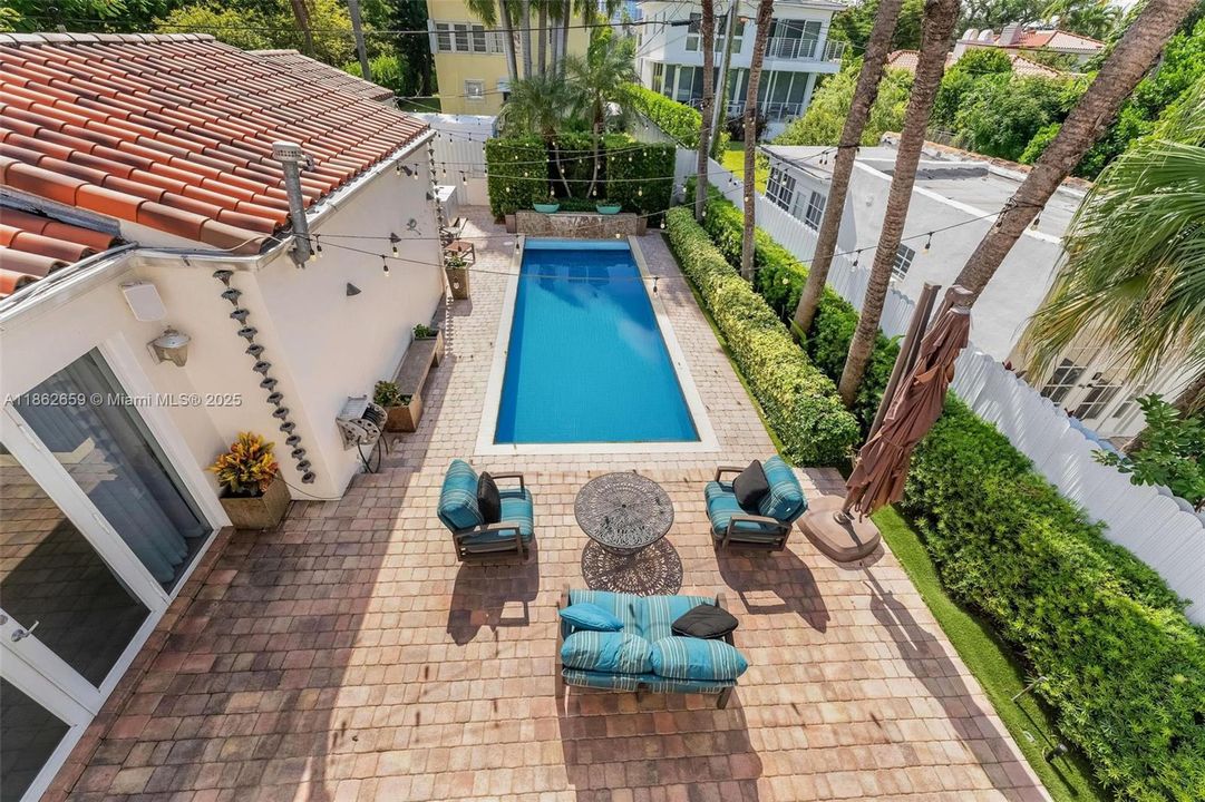 For Sale: $3,650,000 (4 beds, 4 baths, 3281 Square Feet)