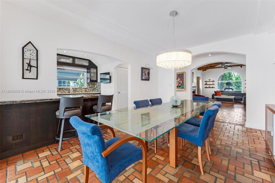 For Sale: $3,650,000 (4 beds, 4 baths, 3281 Square Feet)