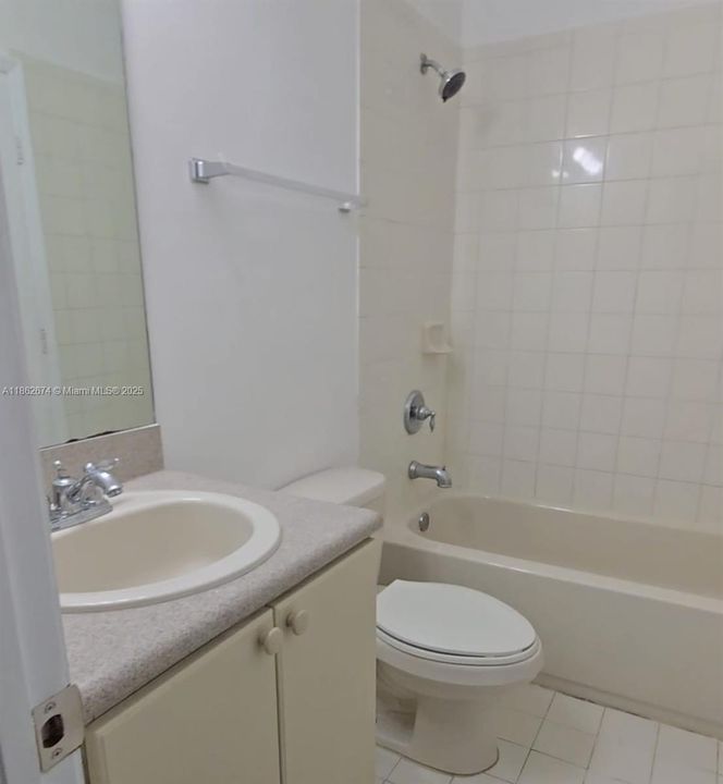 На продажу: $355,000 (3 спален, 2 ванн, 1502 Квадратных фут)