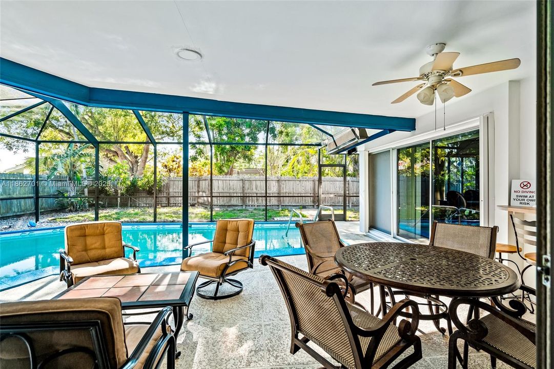 For Sale: $879,000 (3 beds, 3 baths, 2095 Square Feet)