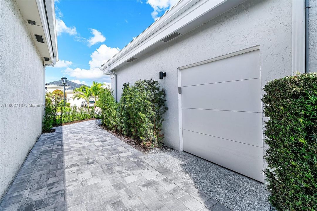 Недавно продано: $2,250,000 (3 спален, 3 ванн, 2540 Квадратных фут)