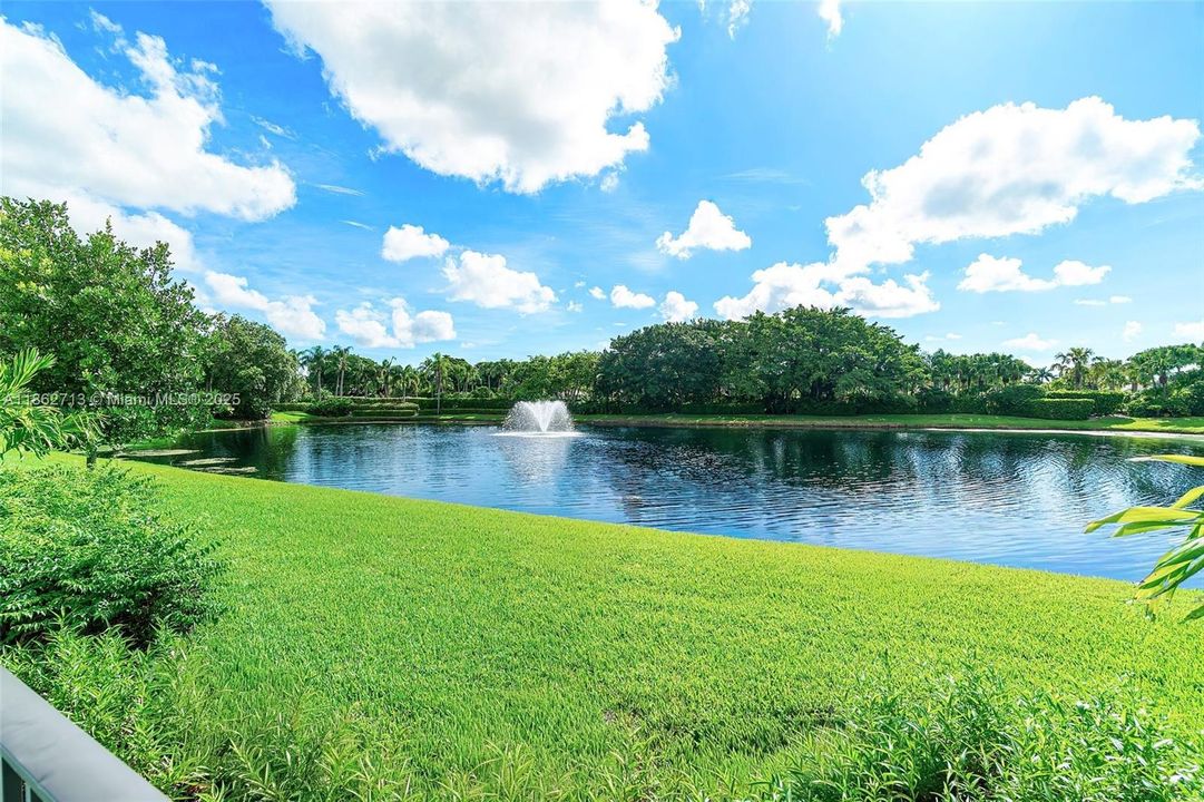 Недавно продано: $2,250,000 (3 спален, 3 ванн, 2540 Квадратных фут)