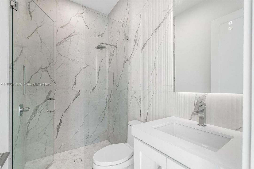 Недавно продано: $2,250,000 (3 спален, 3 ванн, 2540 Квадратных фут)