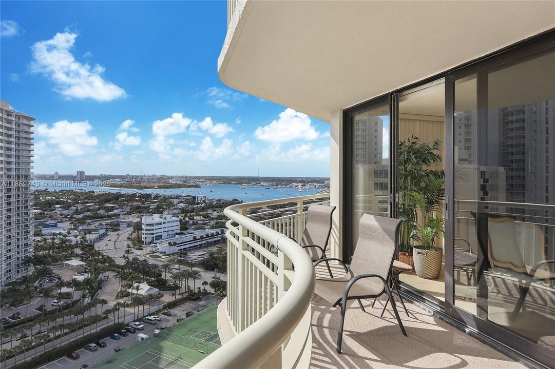 For Rent: $8,500 (2 beds, 2 baths, 1491 Square Feet)