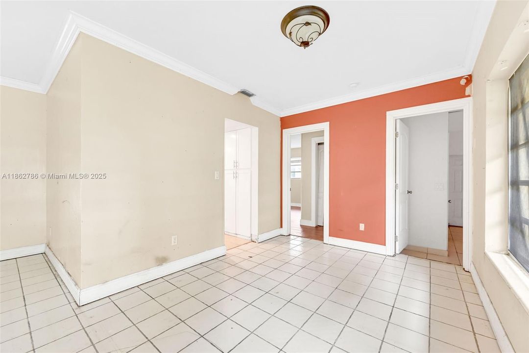 Active With Contract: $779,000 (4 beds, 4 baths, 1940 Square Feet)