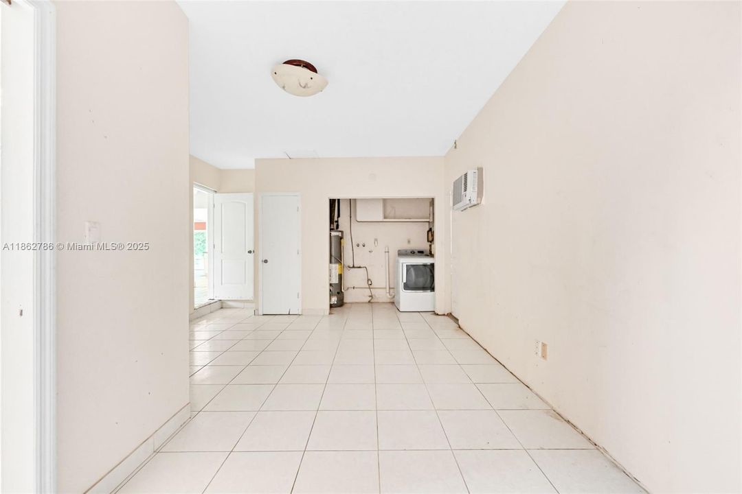 Active With Contract: $779,000 (4 beds, 4 baths, 1940 Square Feet)