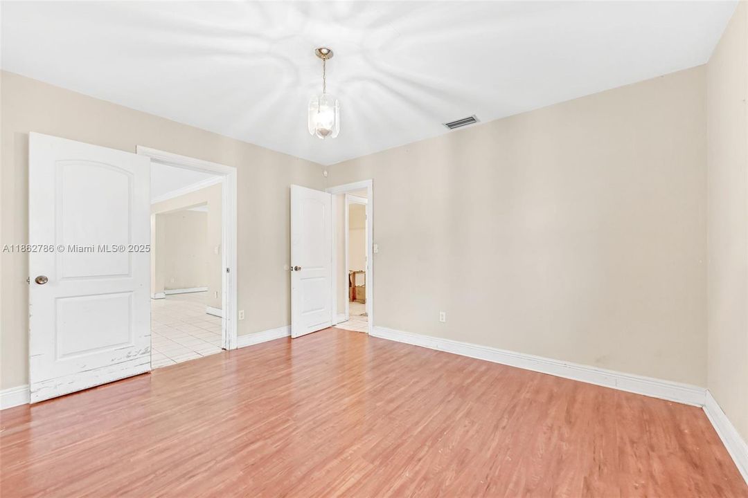 Active With Contract: $779,000 (4 beds, 4 baths, 1940 Square Feet)