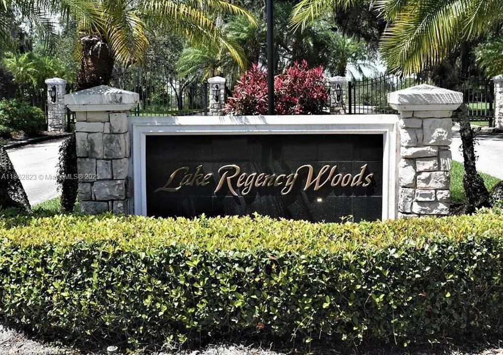 最近售出: $29,990 (1.01 acres)