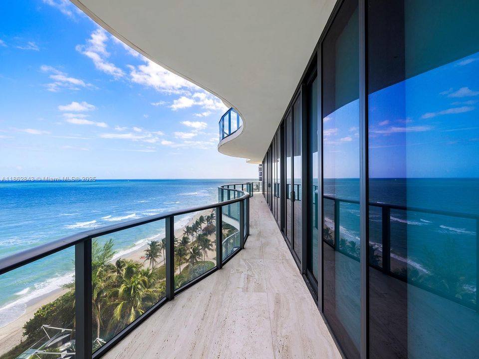 На продажу: $11,800,000 (4 спален, 5 ванн, 4992 Квадратных фут)