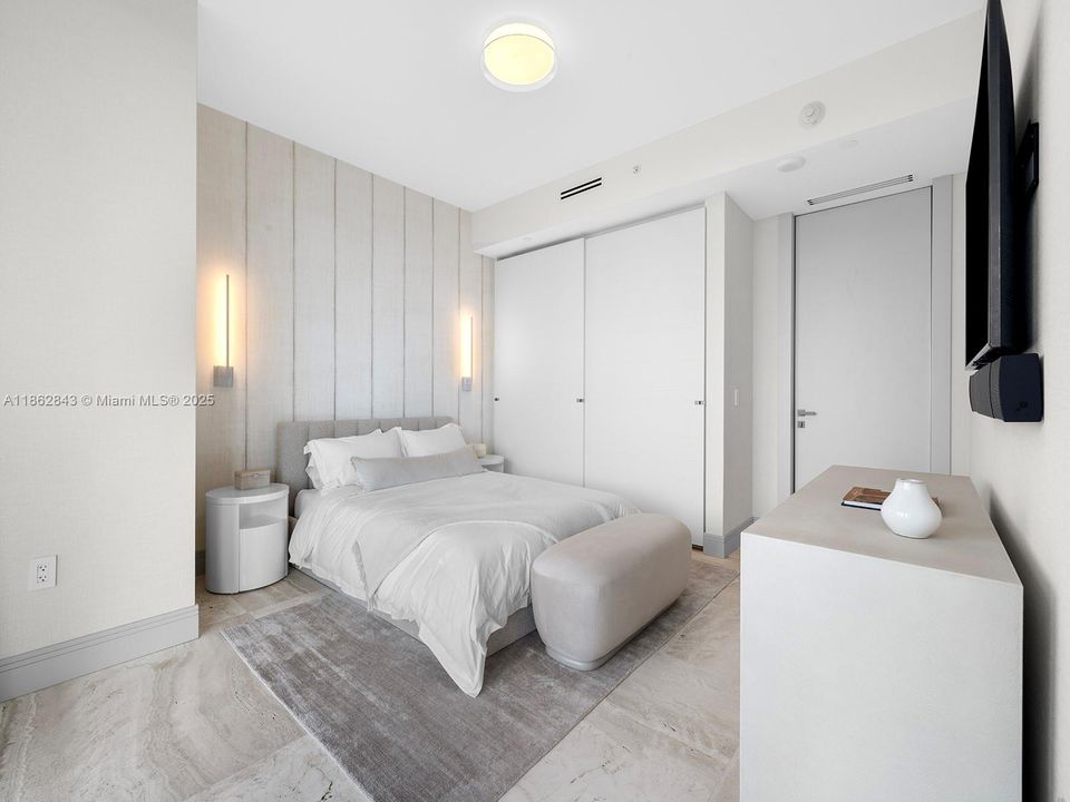 На продажу: $11,800,000 (4 спален, 5 ванн, 4992 Квадратных фут)