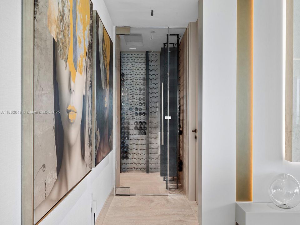 На продажу: $11,800,000 (4 спален, 5 ванн, 4992 Квадратных фут)