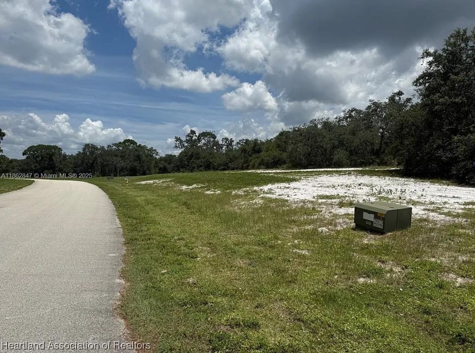 Недавно продано: $29,990 (0.68 acres)