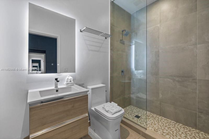 待售: $90,000 (0 贝兹, 1 浴室, 0 平方英尺)