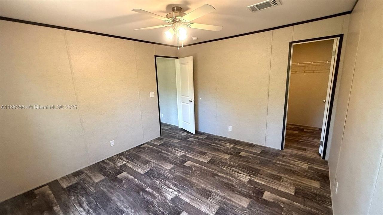 待售: $359,900 (4 贝兹, 2 浴室, 1908 平方英尺)