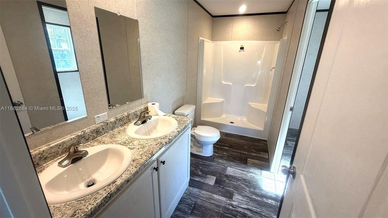 待售: $359,900 (4 贝兹, 2 浴室, 1908 平方英尺)