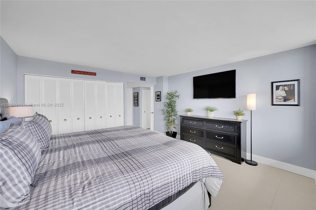 Недавно арендовано: $4,200 (2 спален, 2 ванн, 1500 Квадратных фут)