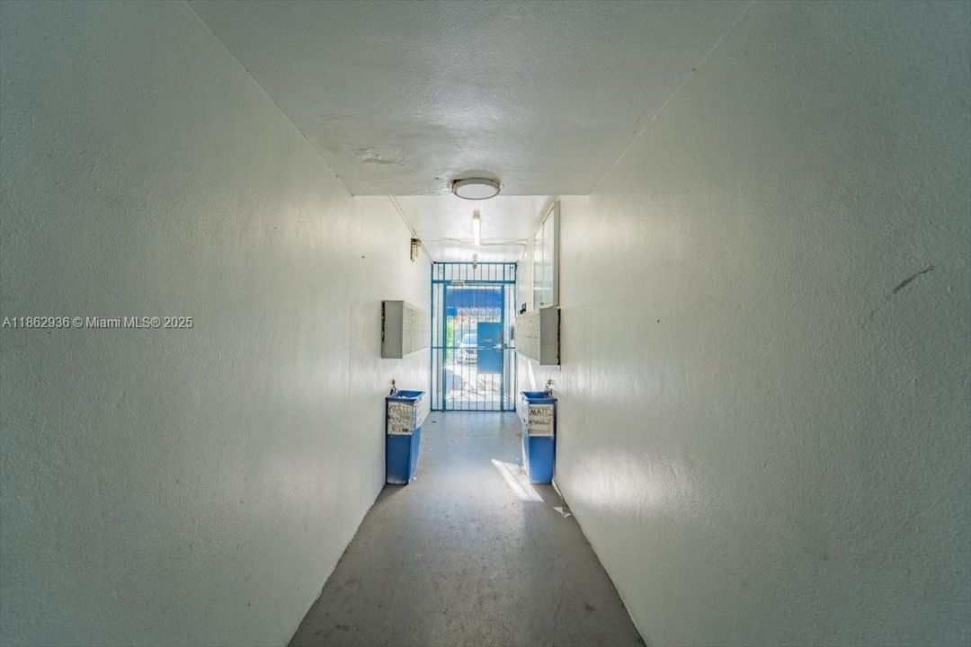 待售: $4,770,000 (0 贝兹, 0 浴室, 18576 平方英尺)