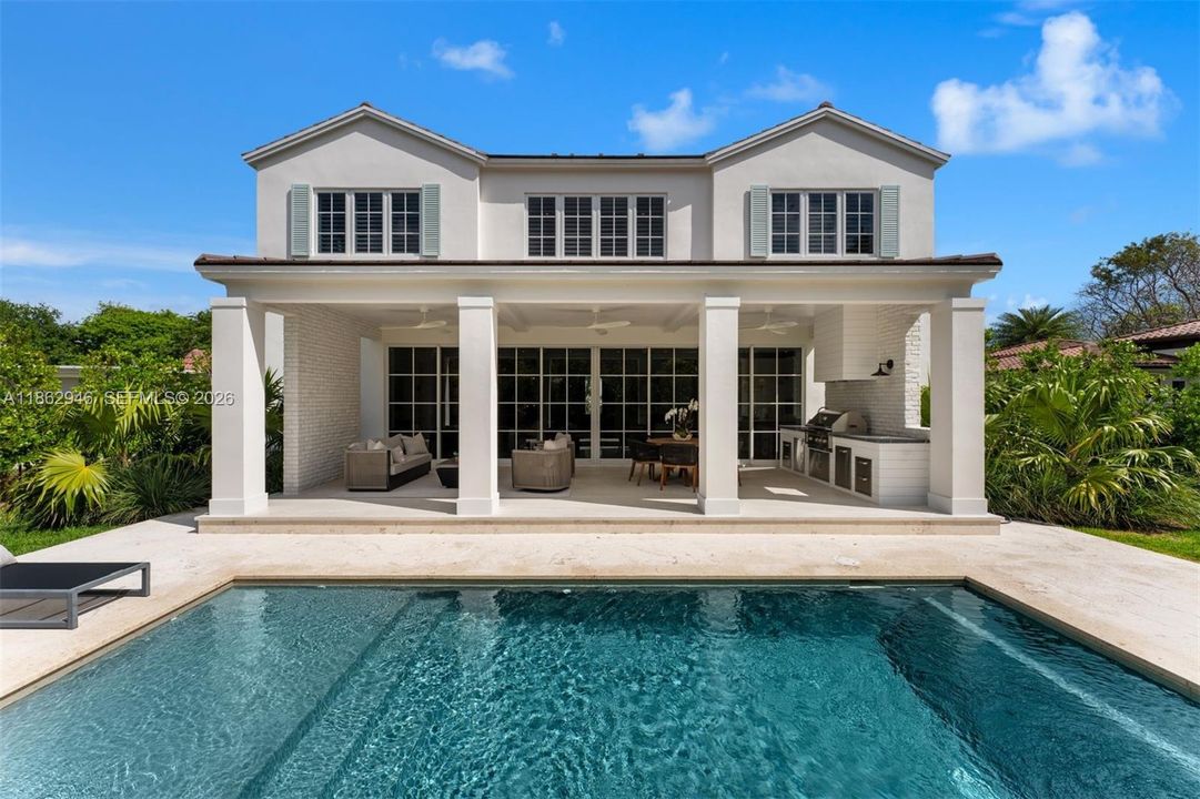 Activo con contrato: $4,995,000 (5 camas, 6 baños, 3759 Pies cuadrados)