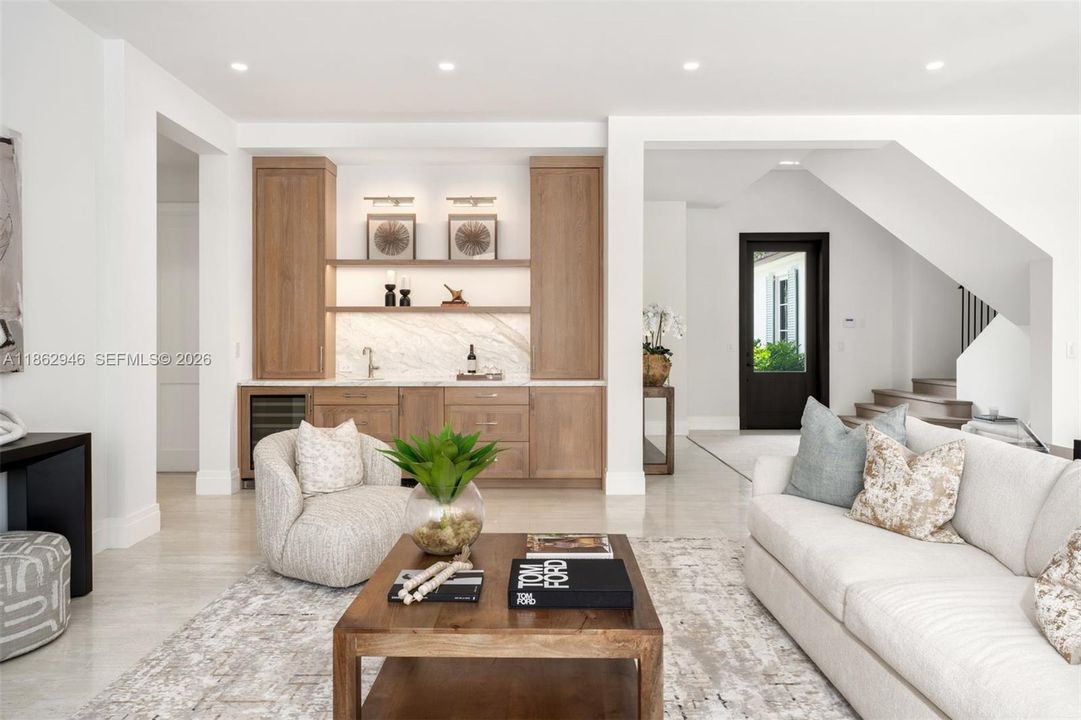 Activo con contrato: $4,995,000 (5 camas, 6 baños, 3759 Pies cuadrados)