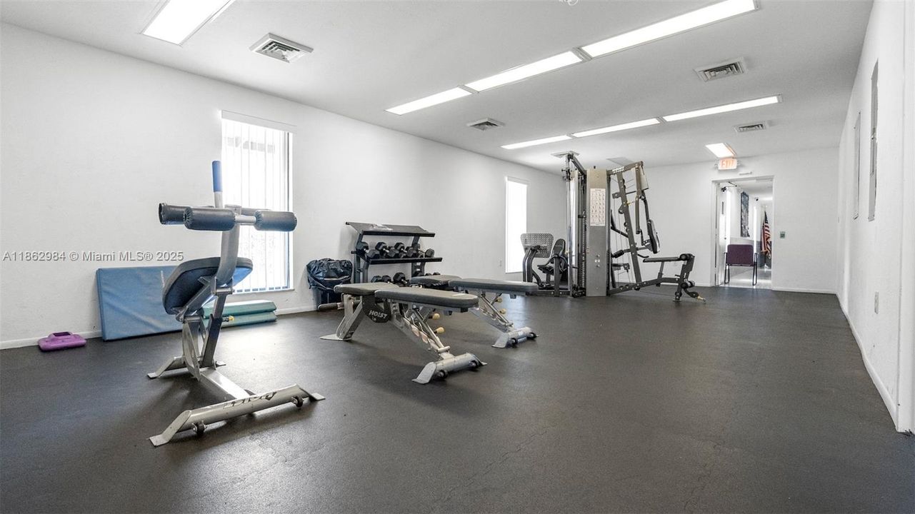 Active With Contract: $115,000 (2 beds, 2 baths, 1120 Square Feet)