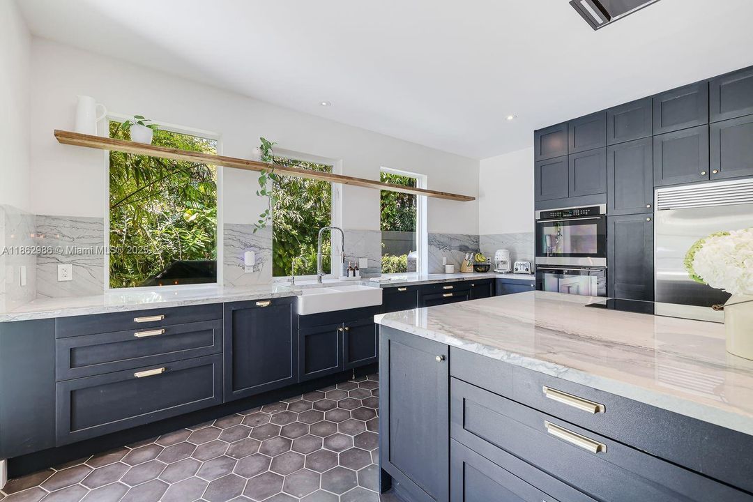 For Sale: $4,199,000 (5 beds, 4 baths, 4870 Square Feet)