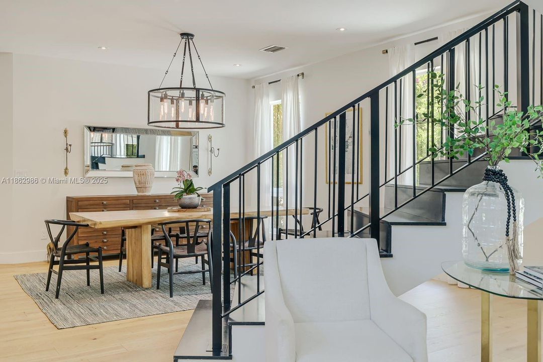 For Sale: $4,199,000 (5 beds, 4 baths, 4870 Square Feet)