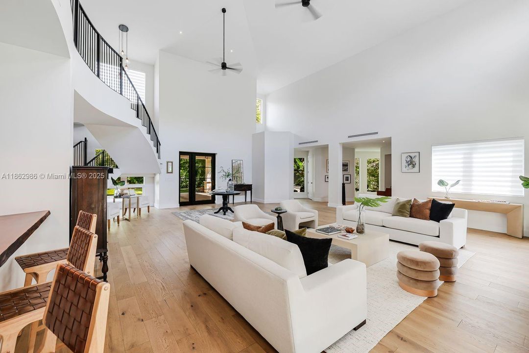 For Sale: $4,199,000 (5 beds, 4 baths, 4870 Square Feet)