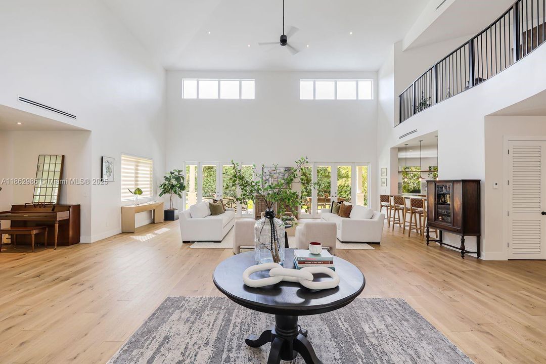 For Sale: $4,199,000 (5 beds, 4 baths, 4870 Square Feet)