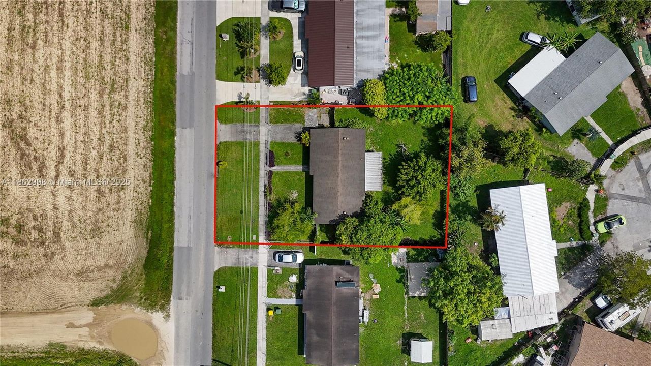 Active With Contract: $249,000 (3 beds, 2 baths, 1250 Square Feet)