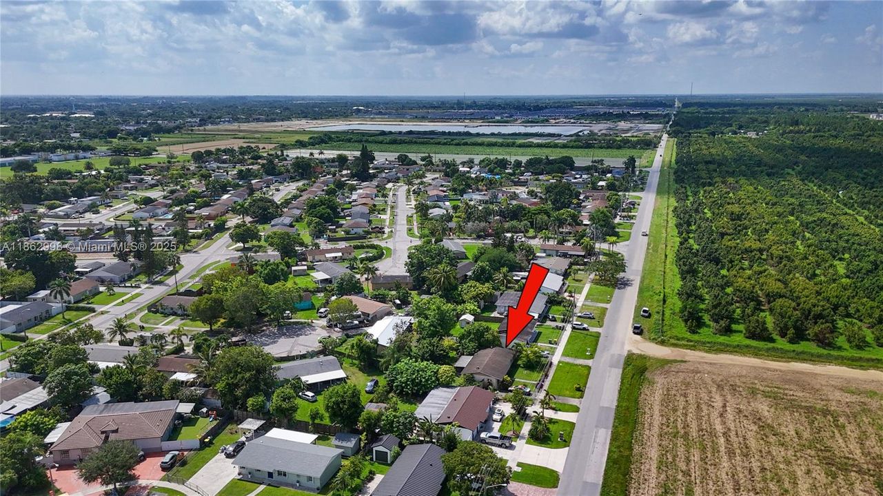 Active With Contract: $249,000 (3 beds, 2 baths, 1250 Square Feet)