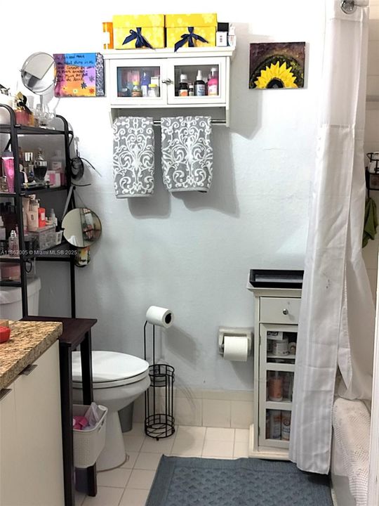 En Venta: $235,000 (3 camas, 2 baños, 1060 Pies cuadrados)
