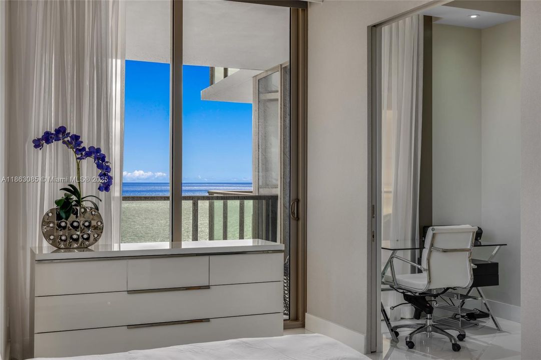 Activo con contrato: $27,000 (2 camas, 2 baños, 1911 Pies cuadrados)