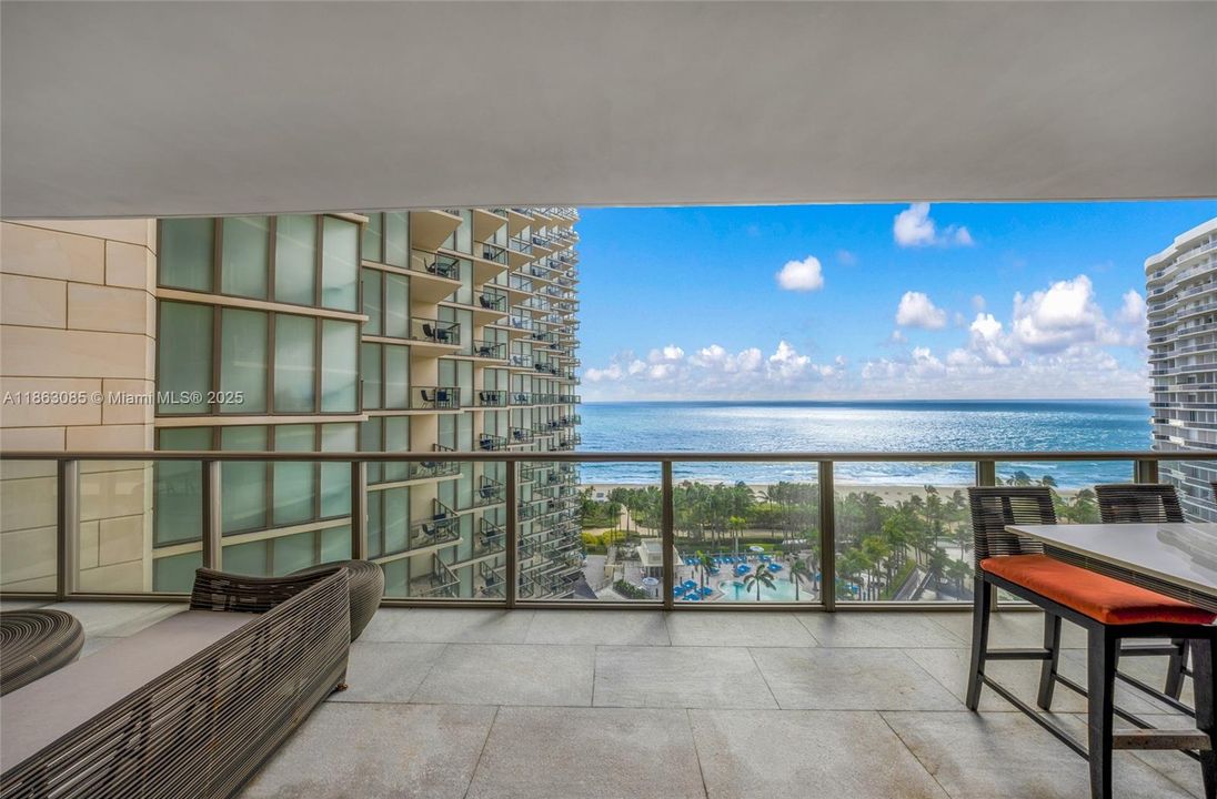 Activo con contrato: $27,000 (2 camas, 2 baños, 1911 Pies cuadrados)