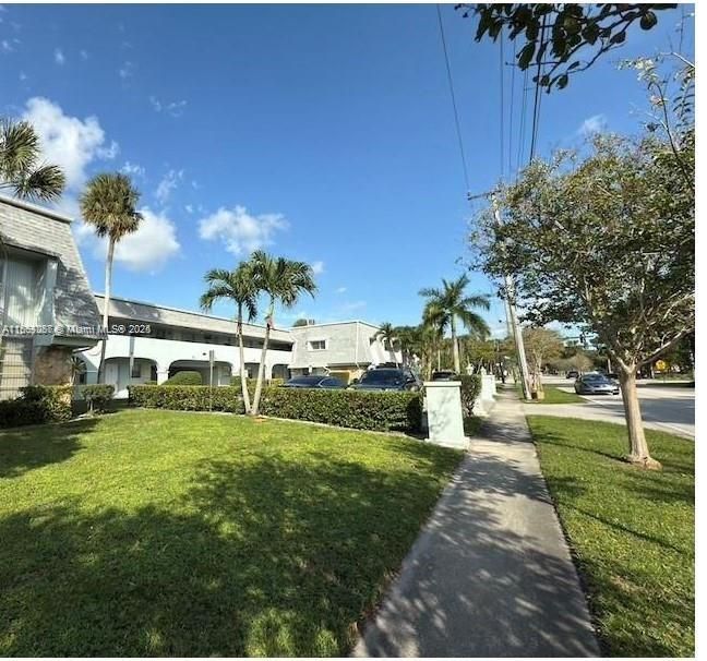 Recently Sold: $150,000 (1 beds, 1 baths, 650 Square Feet)