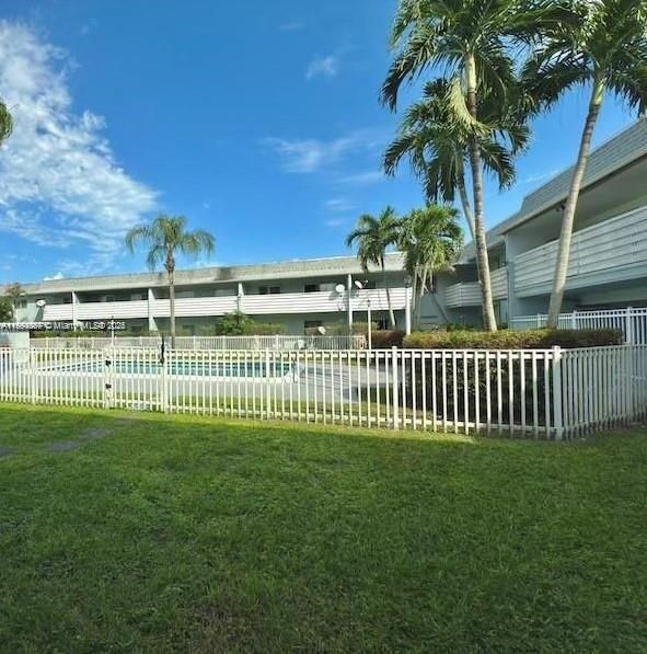 Recently Sold: $150,000 (1 beds, 1 baths, 650 Square Feet)