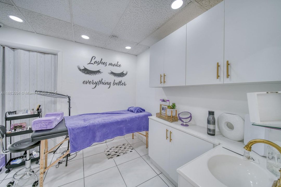 最近售出: $95,000 (0 贝兹, 0 浴室, 0 平方英尺)