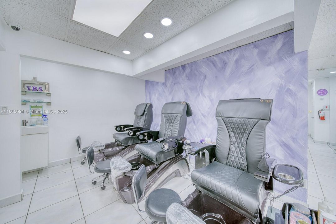 最近售出: $95,000 (0 贝兹, 0 浴室, 0 平方英尺)