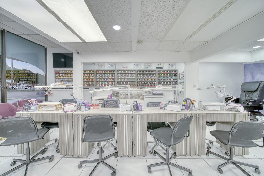 最近售出: $95,000 (0 贝兹, 0 浴室, 0 平方英尺)