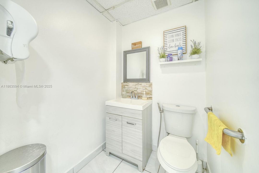 最近售出: $95,000 (0 贝兹, 0 浴室, 0 平方英尺)